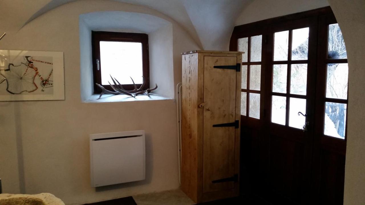 Maison A Tour Briancon الغرفة الصورة